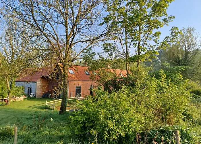 Habitación en casa particular Chambre Spacieuse Et Tranquille *